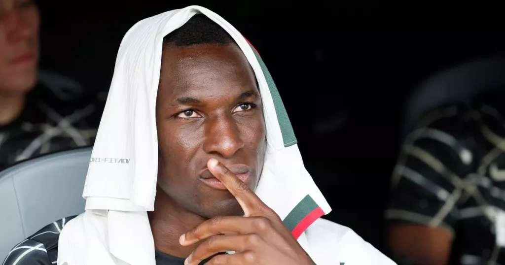 Man Utd ‘Hold Talks’ representative of Nicholas Jackson in shock forwarding twist