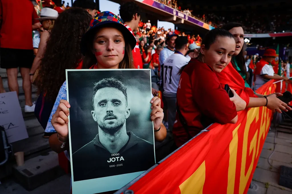 Diogo Jota’s kindness to his fans has been reviewed after he tragically passed away