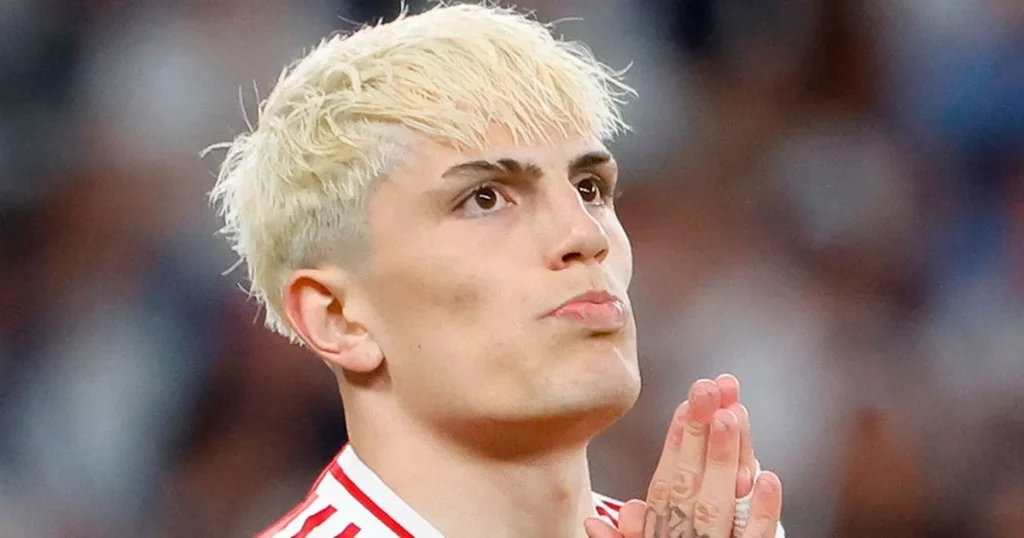 Alejandro Garnacho issued a new snub when Man UTD negotiated a Chelsea transfer
