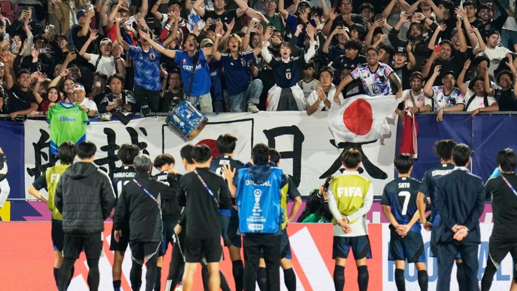 Photos of Japanese fans at the Men’s U20 FIFA World Cup held in Chile