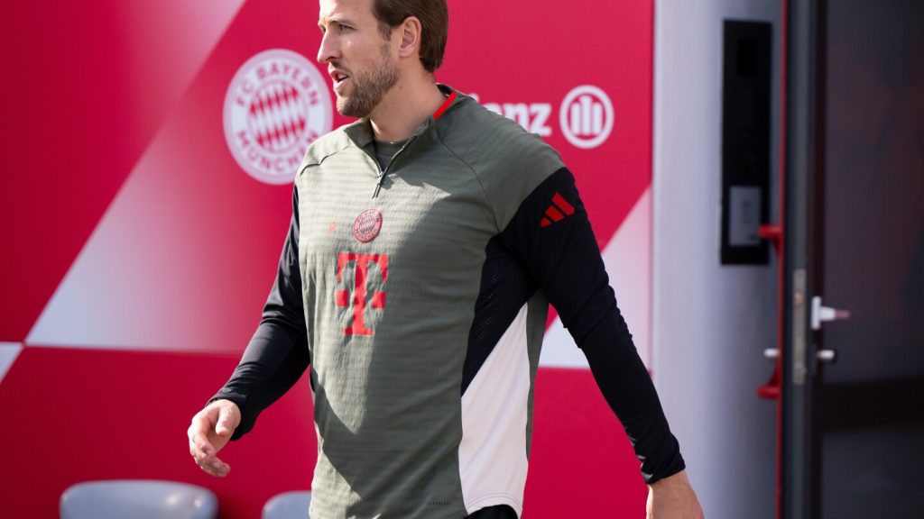 Bayern and 20-goal Harry Kane in action in Bundesliga