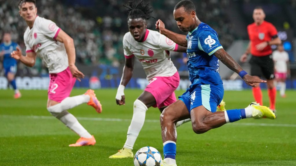 Leaders Marseille face Reims in a clash of Ligue 1 top defenses