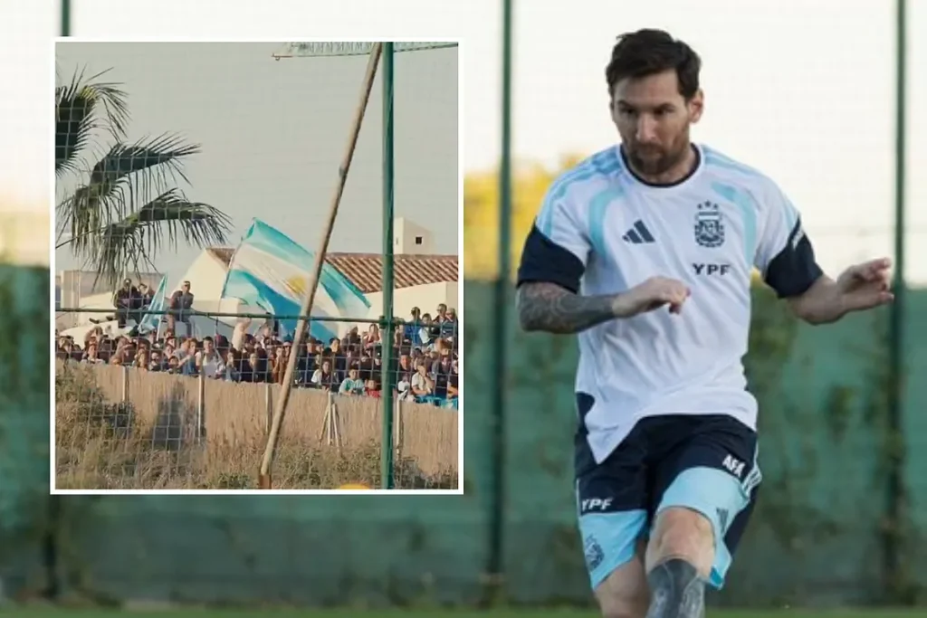 A fan pulls off an incredible trick of watching Messi and Argentina’s training session