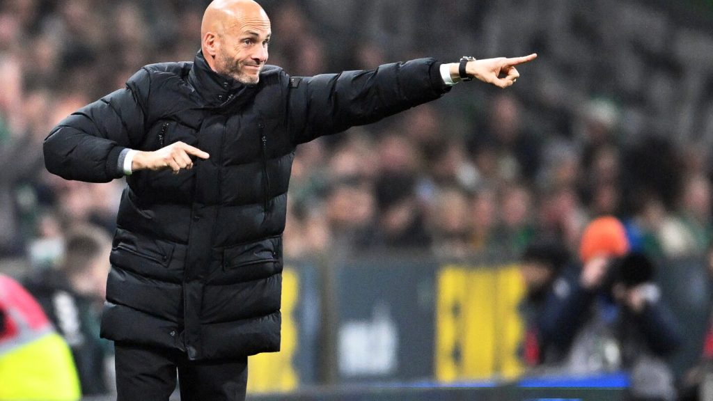 Wolfsburg sack manager Paul Simonis after poor start to season