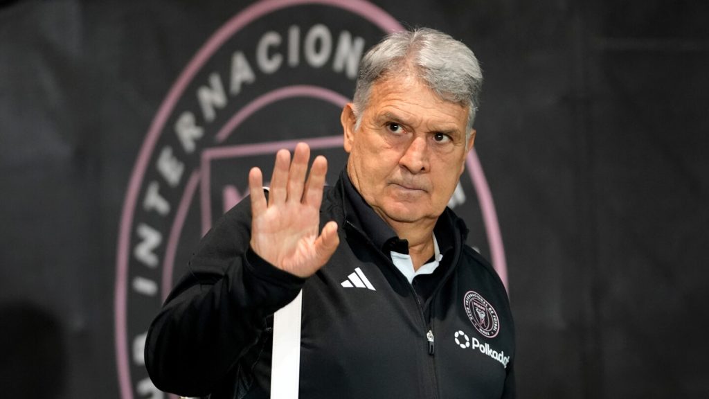 Atlanta United invites manager Gerardo Tata Martino