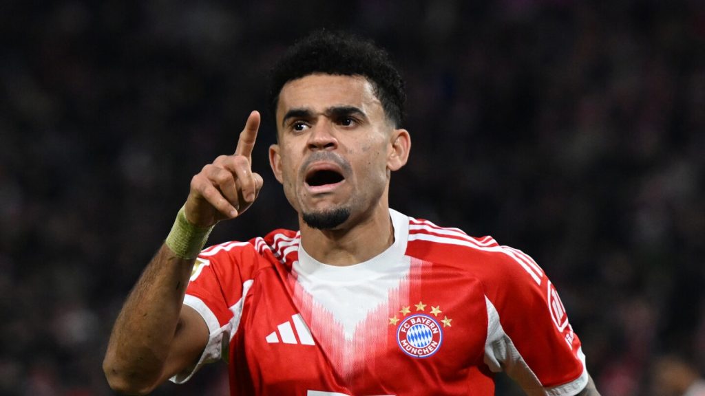 Bayern suffers a scare and sets a new record for first place in the Bundesliga after 44 matches