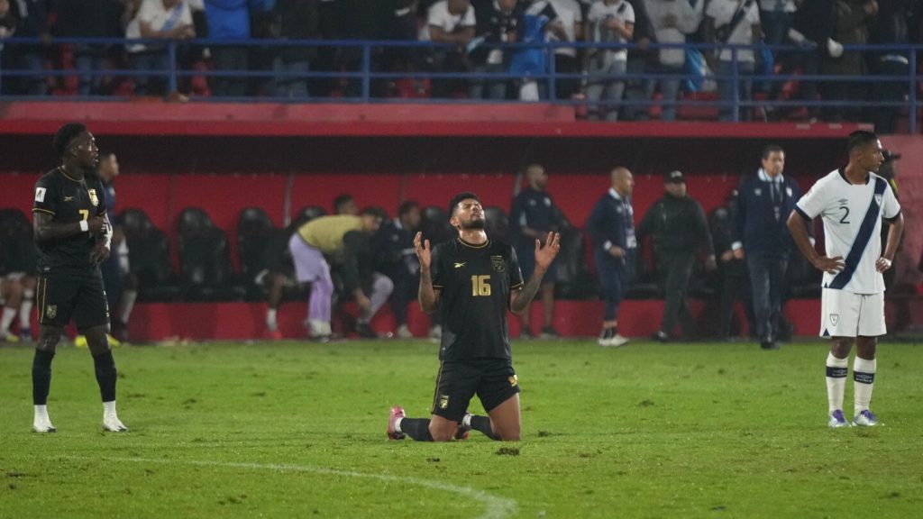 FIFA bans Panamanian soccer coach again over weight-shaming comments
