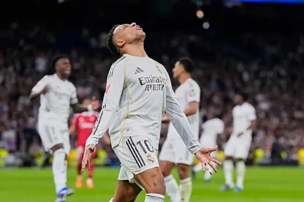 Record-breaking Mbappé breathes life into Xabi Alonso