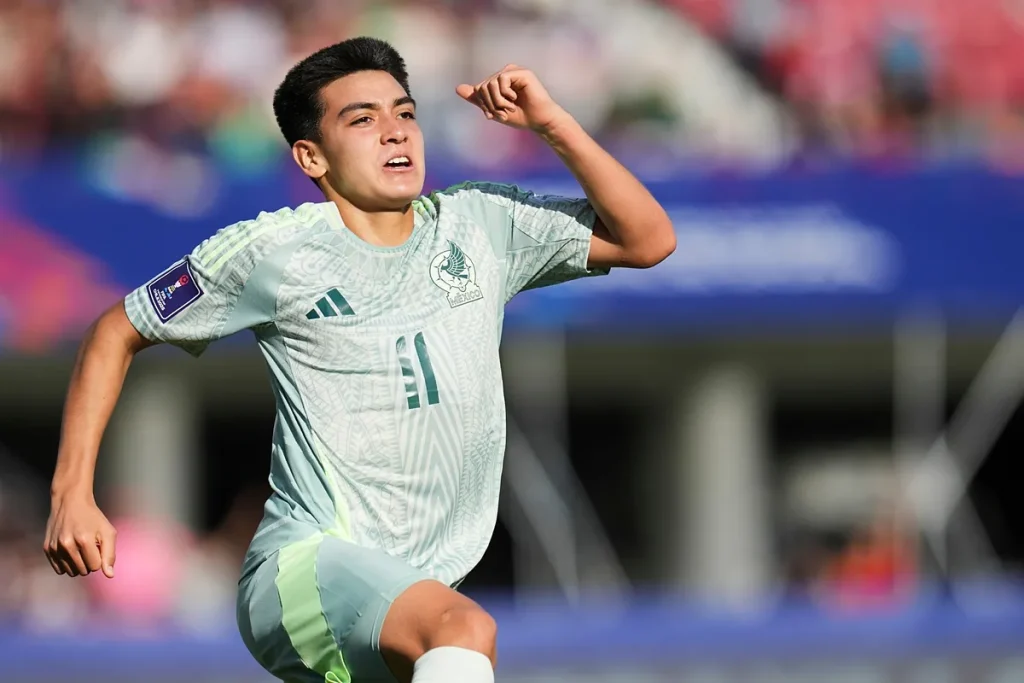 Gilberto Mora ends 2025 as U-17 world scorer