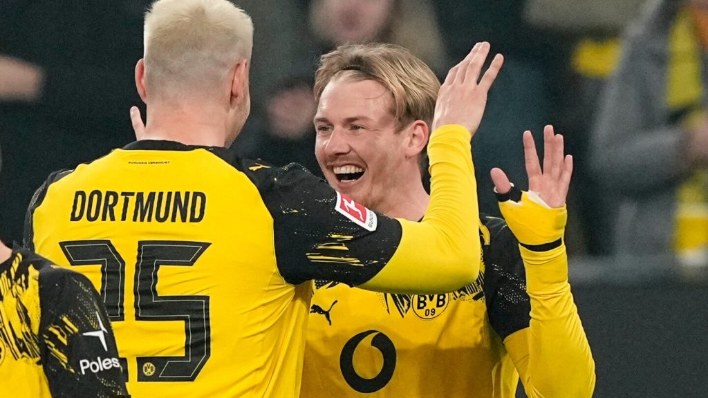 Dortmund move to second place in Bundesliga with comfortable win over Mönchengladbach