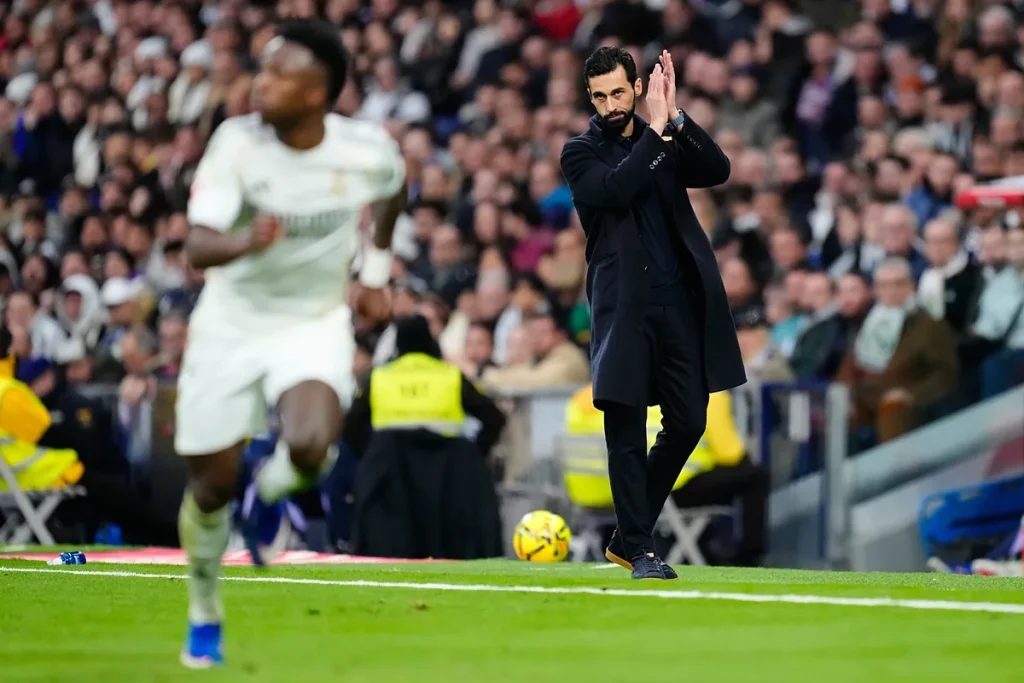Arbeloa breaks the ways of Xabi Alonso and Mourinho