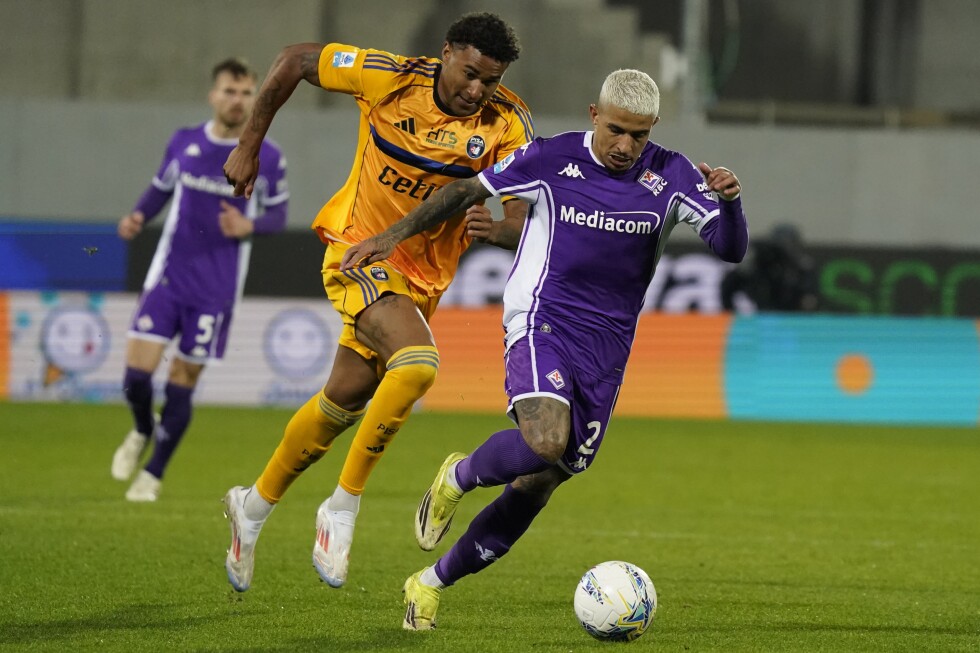 Fiorentina beat Pisa to escape Serie A relegation zone