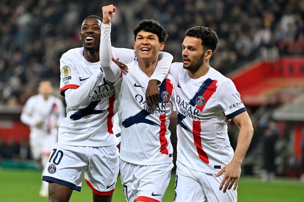 Teenager scores first goal against Nice as PSG regains top spot in Ligue 1
