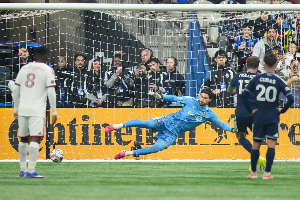 Thomas Muller, Brian White and Yohei Takaoka lead the Whitecaps to a 3-0 victory over Toronto.