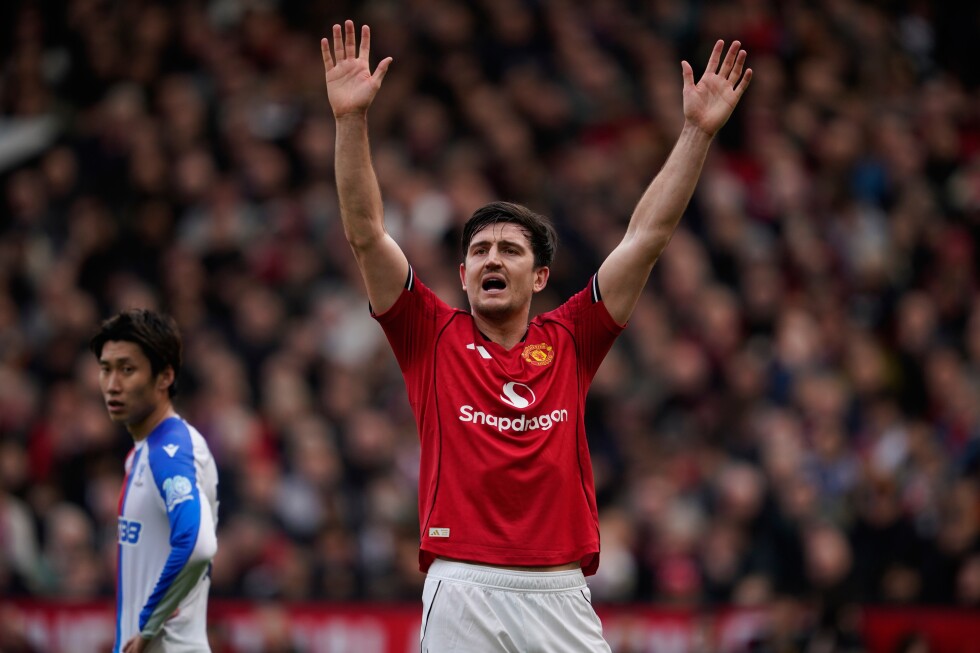 Manchester United’s Maguire given suspended sentence for Greek nightclub incident