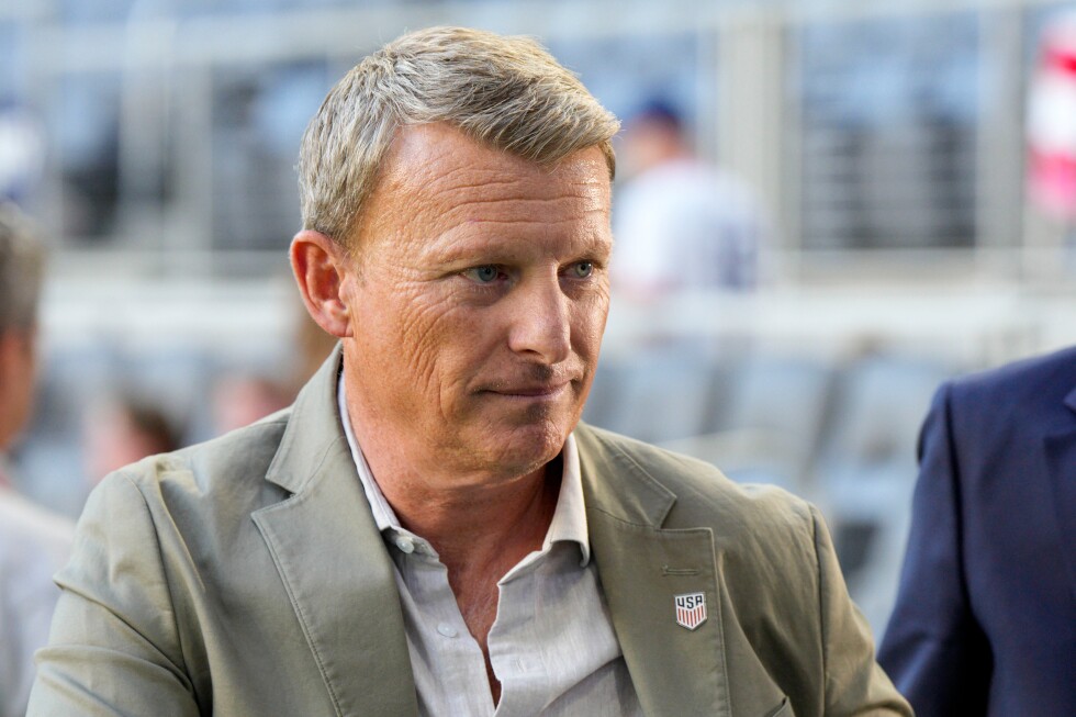Matt Crocker resigns as U.S. Soccer Federation sporting director just two months before the World Cup