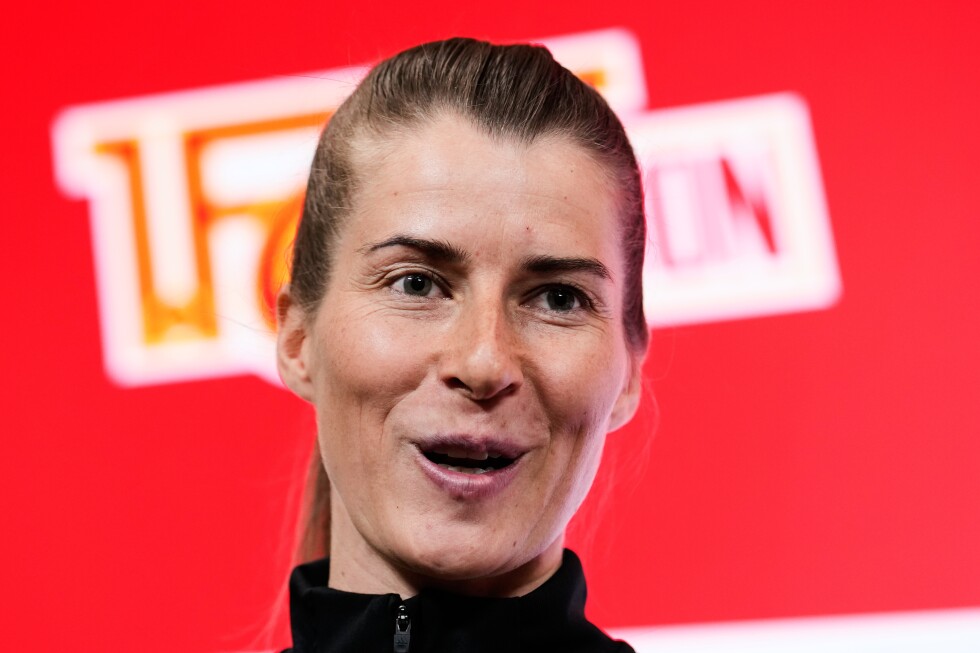 Marie-Louise Eta, the Bundesliga’s first female coach, wants to keep her job.