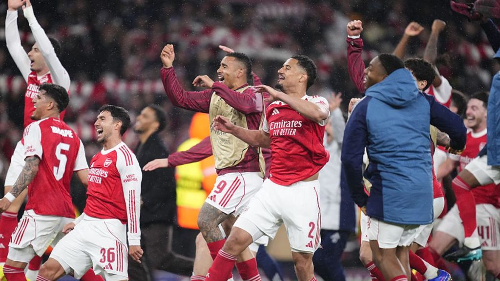 Arsenal star wants to ‘decorate all of London in red’ to celebrate title win