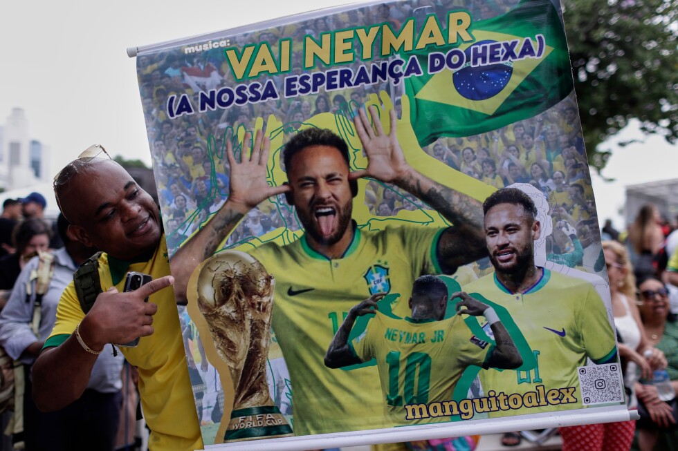 Neymar selected for Brazil World Cup despite doubts over his fitness