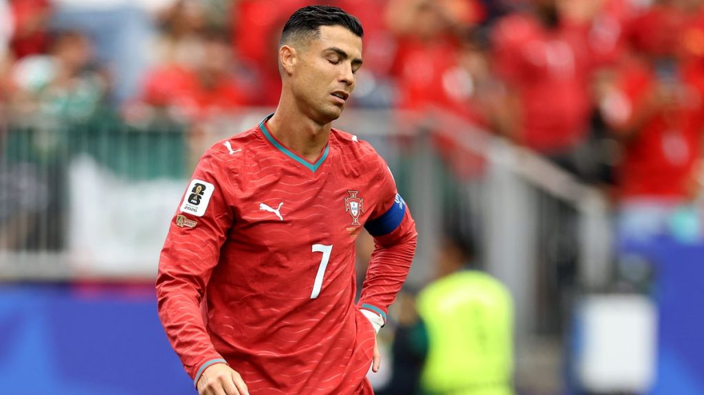 Manchester United icon reveals his feelings about Cristiano Ronaldo in his private Portuguese conversation