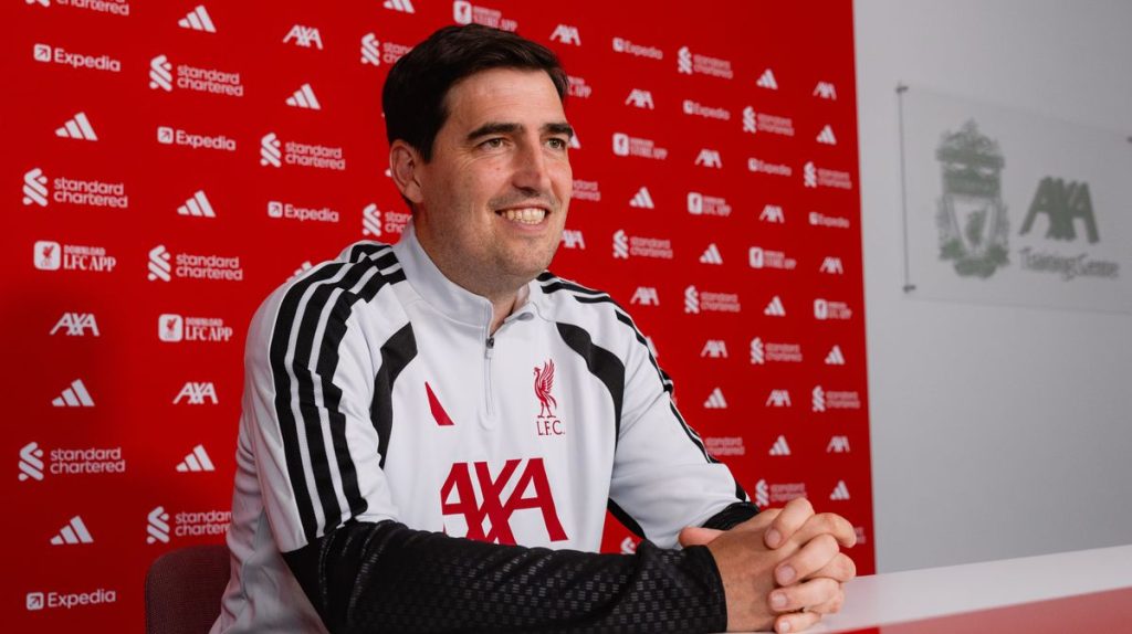 Liverpool legend Andoni Iraola warns transfer candidate for dismissal