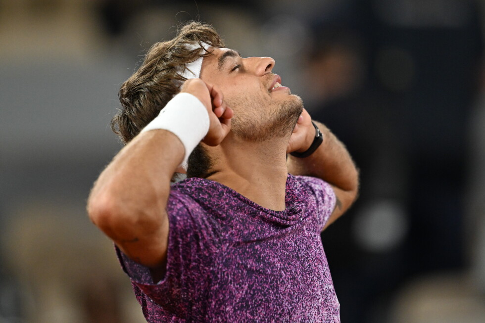 Cobolli guarantees Italian will reach French Open final despite Sinner’s loss