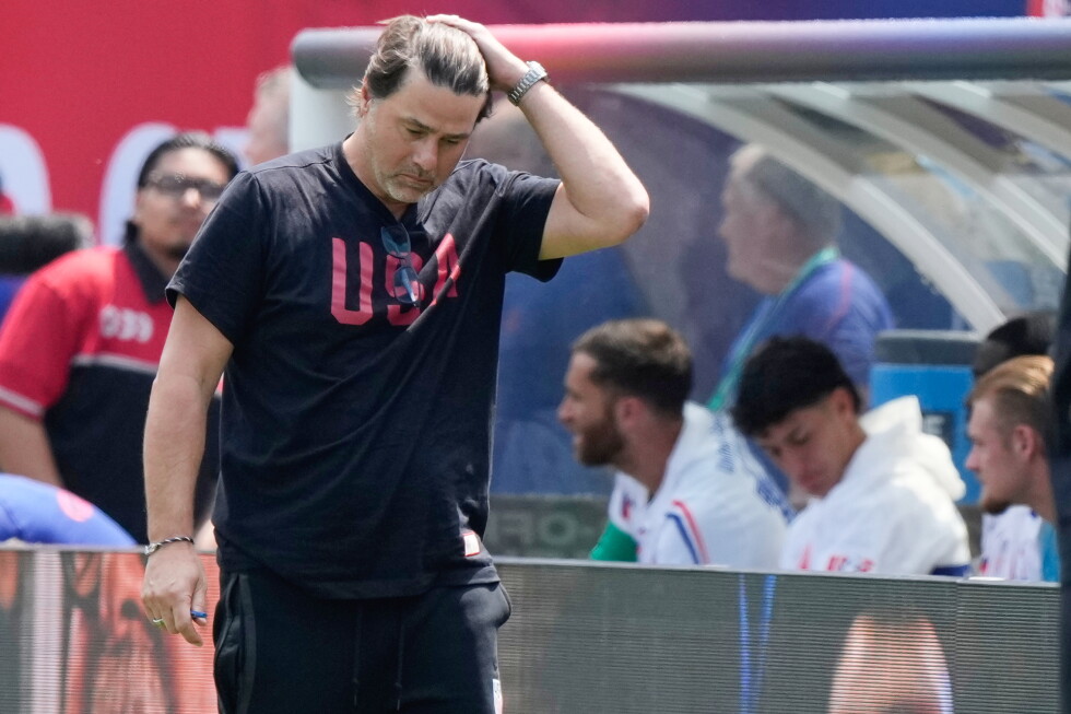Pochettino says there are no Americans among his top 100 players, but the U.S. can win the World Cup