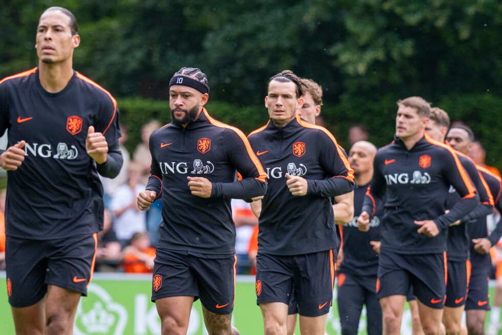 Depay and Verbruggen ready for Netherlands’ World Cup opener