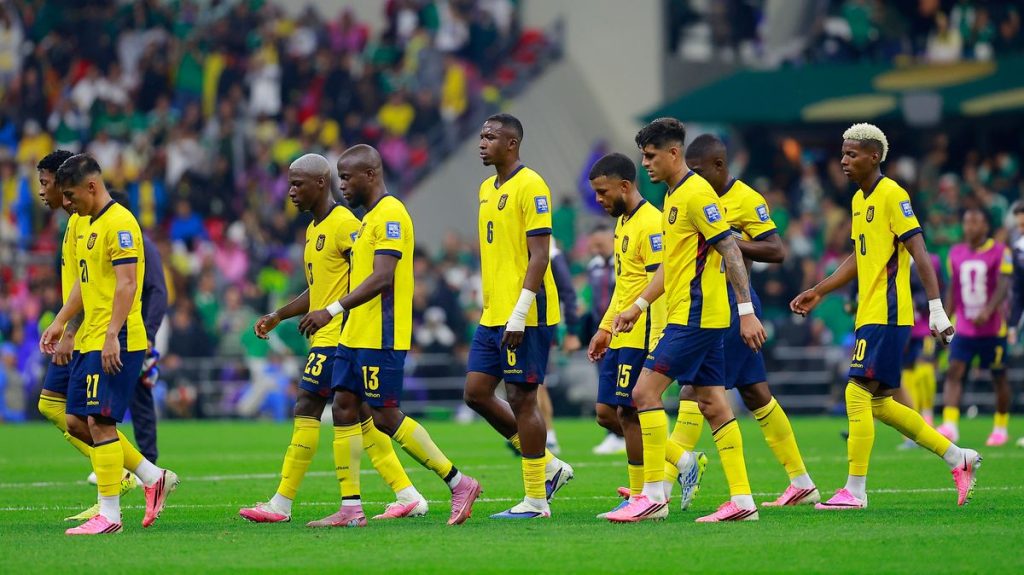 FIFA issues statement directing investigation into Mexico as England descends into World Cup chaos