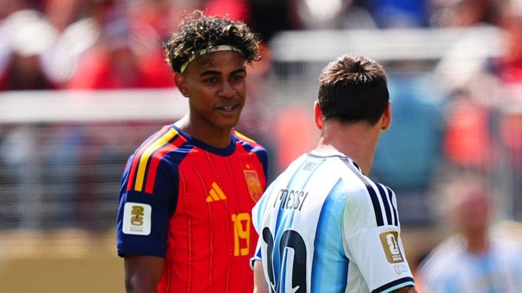 Lionel Messi and Lamine Yamal’s exchange as ugly World Cup final caught on camera