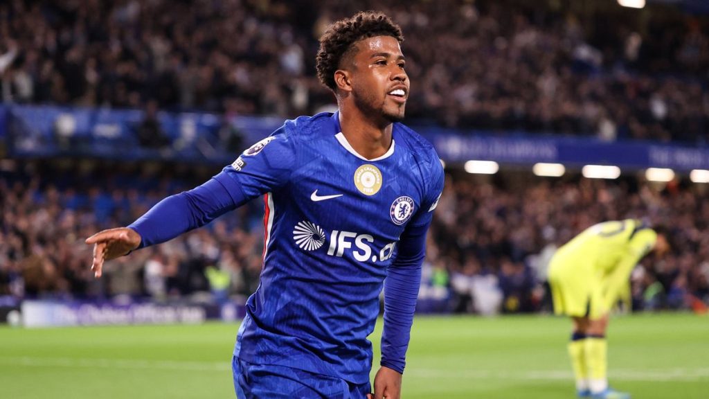 Manchester United sign Andrej Santos to £50m deal following Chelsea transfer agreement and medical set