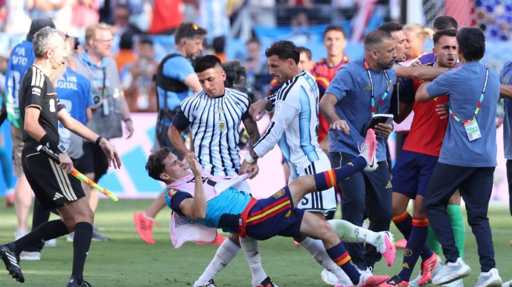 Spain vs Argentina ‘disgraceful’, final punch of World Cup, FIFA urges response