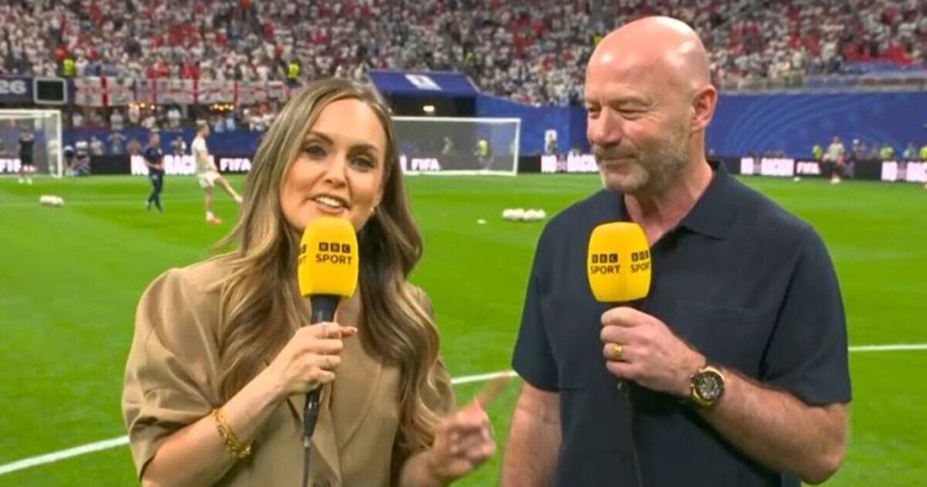 Alan Shearer is reprimanded by England staff for breaking rules on the pitch | Soccer | Sports