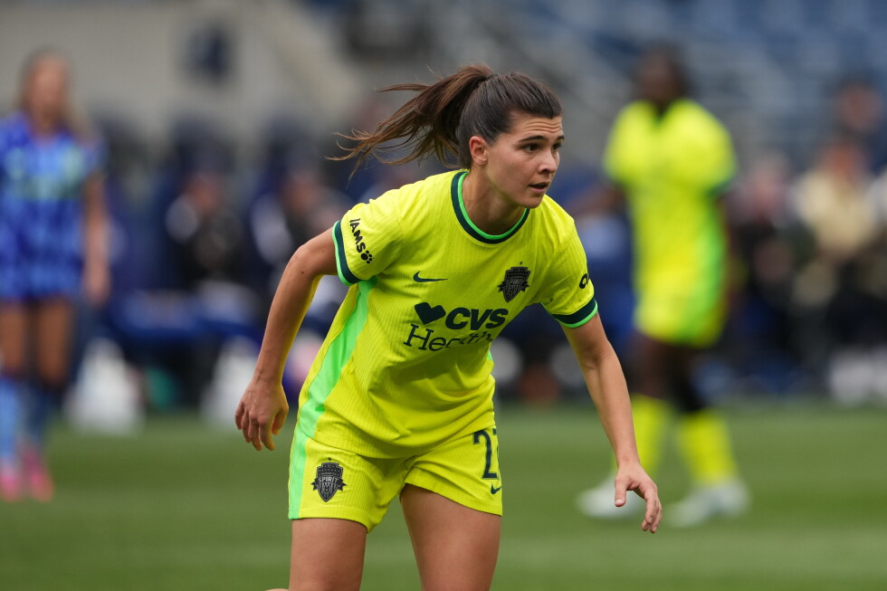 Cantore scores, Spirit wins 1-0 over Expansion Summit